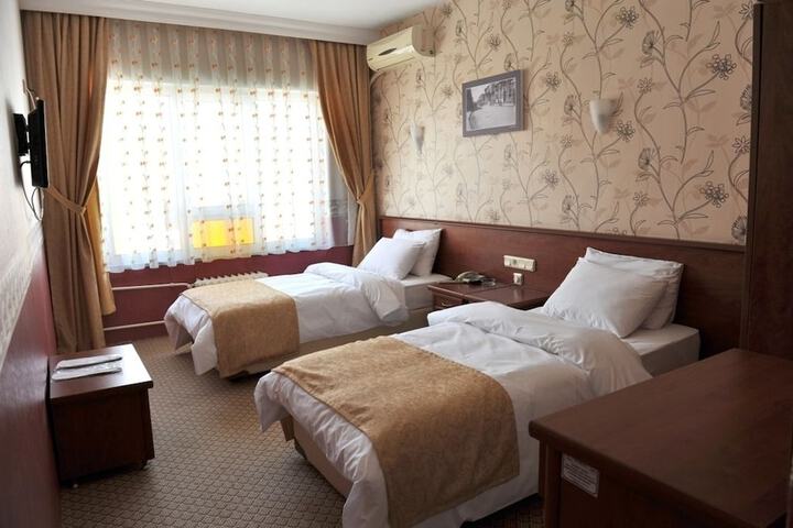 Room 5 of 46