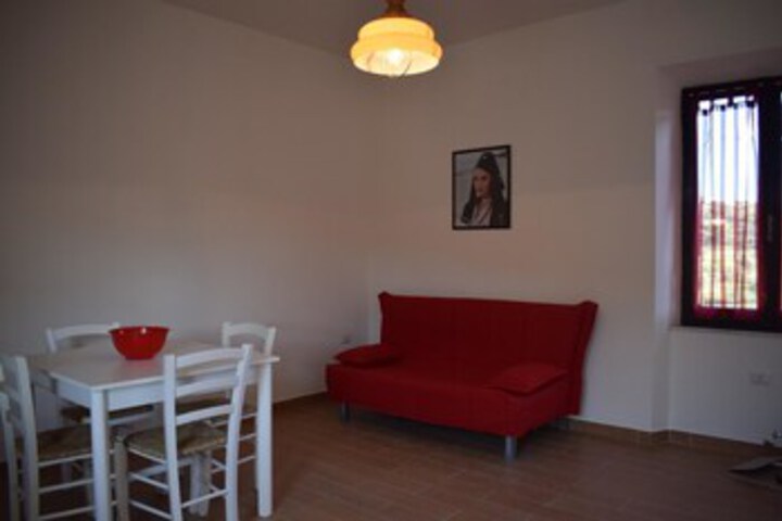 Room 34 of 76