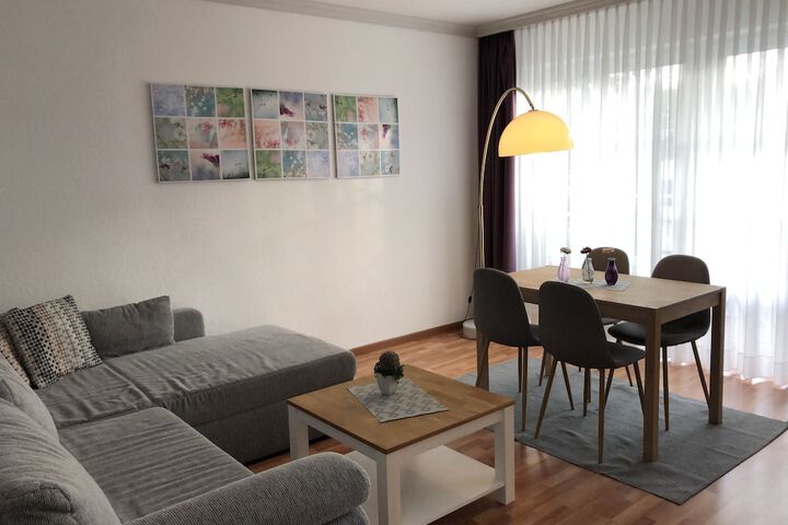 Room 33 of 47
