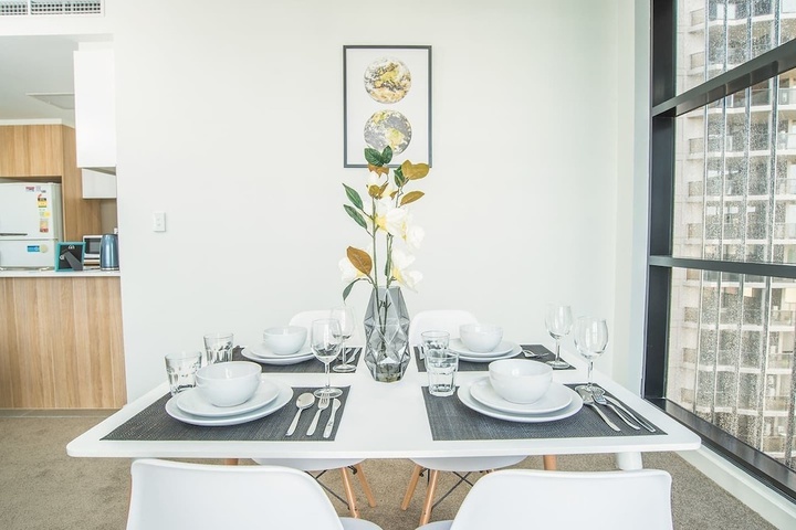 Dining 19 of 19