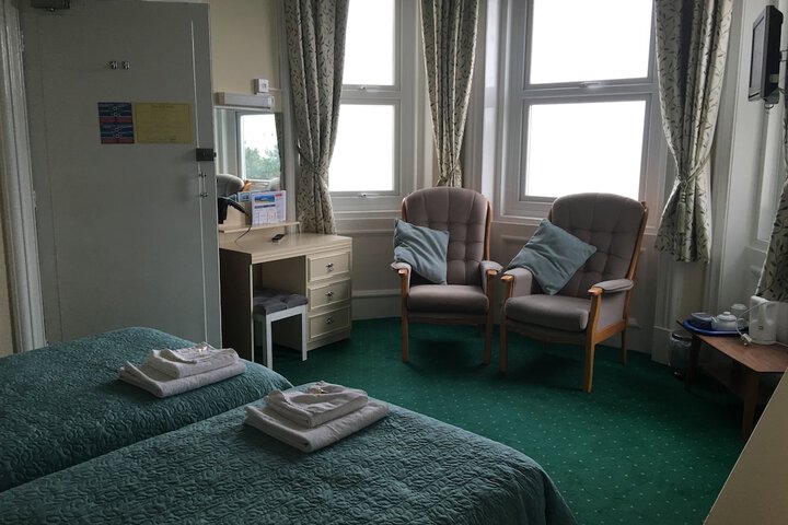 Room 9 of 70