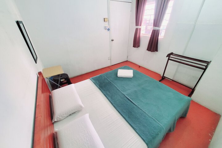 Room 19 of 50