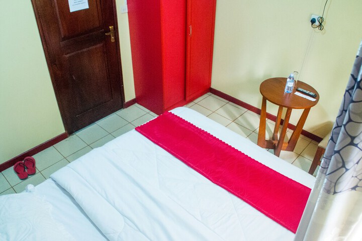 Room 19 of 25