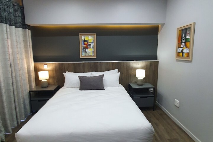 Room 18 of 43