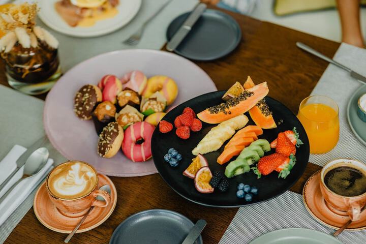 Breakfast/Coffee Service 109 of 164