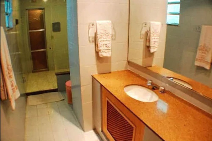 Room 36 of 58