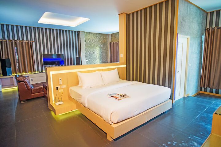 Room 9 of 59