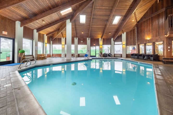 Pool 31 of 37