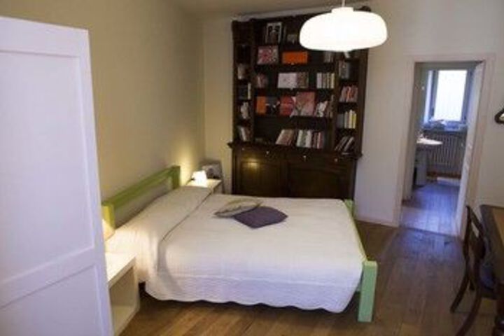 Room 4 of 11