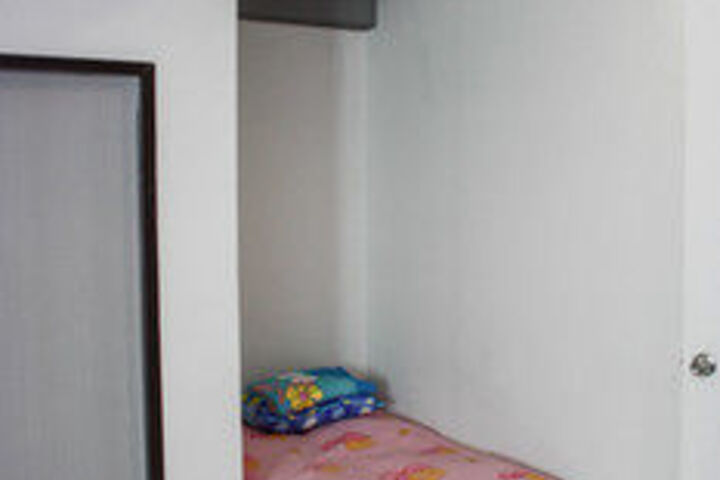 Room 21 of 36