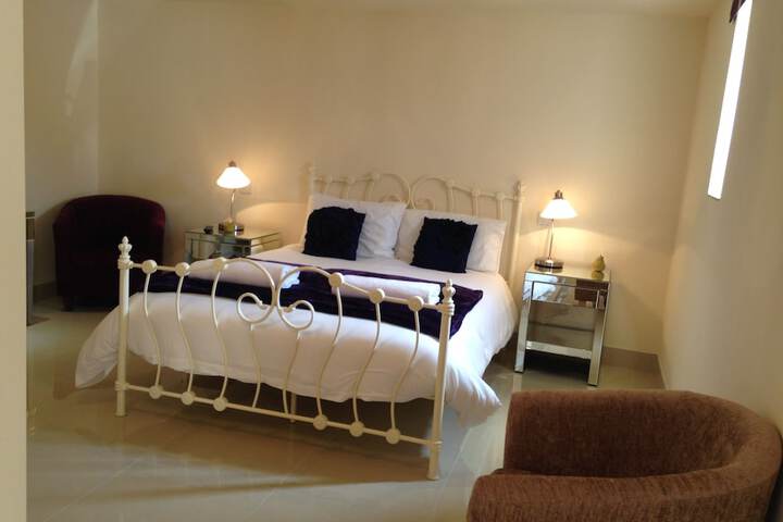 Room 20 of 167