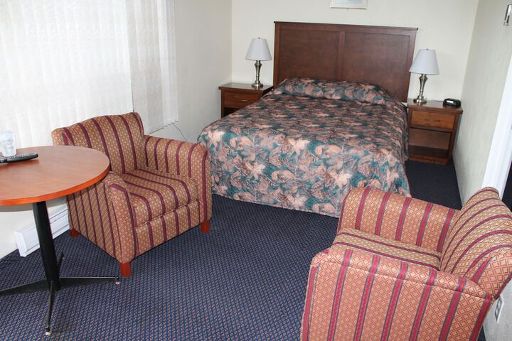 Room 5 of 34
