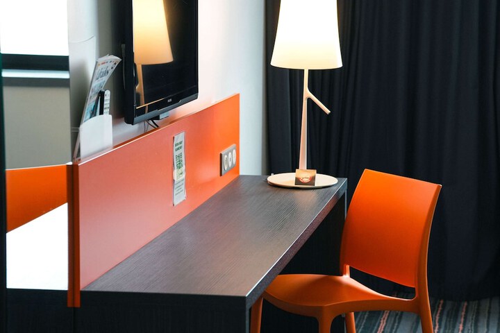 Room 20 of 96