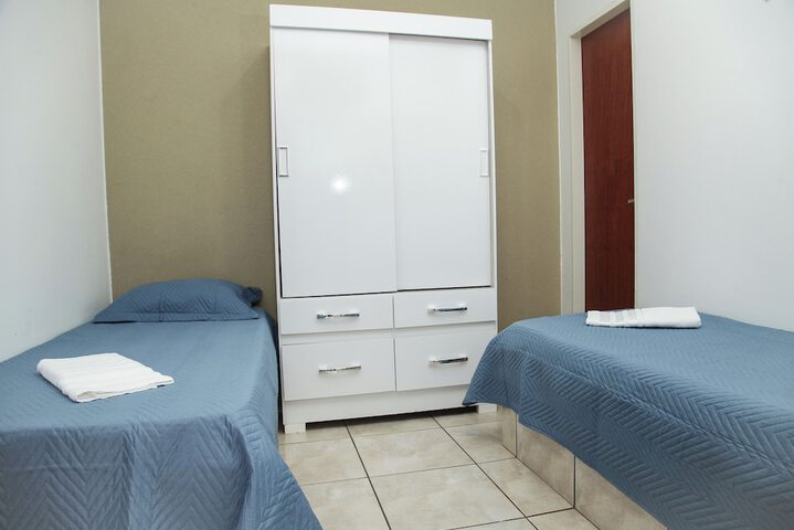 Room 34 of 48