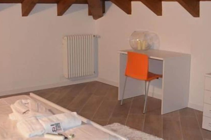 Room 7 of 22