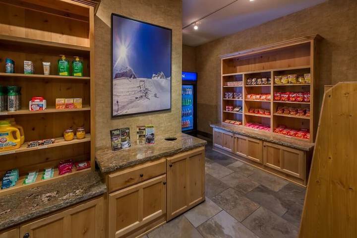 Gift shop