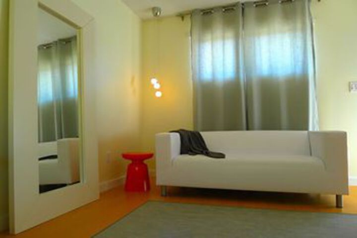 Room 19 of 25