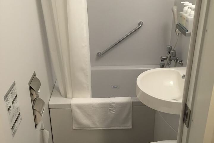 Bath Interior