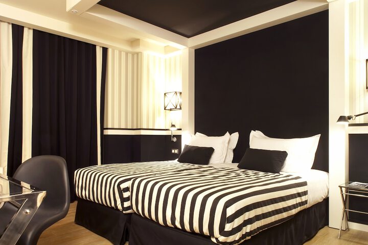 Room 20 of 117