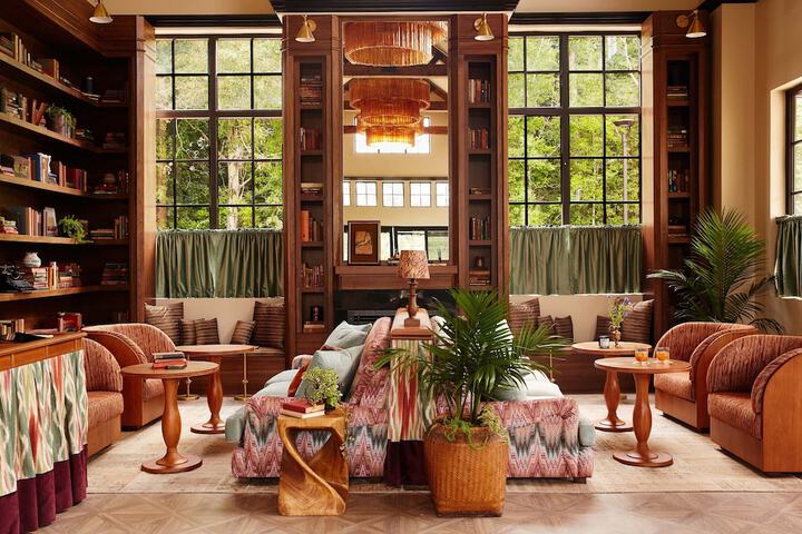 Hotel Interior 6 of 61