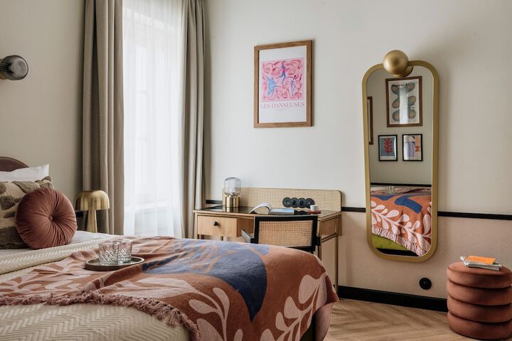 Room 79 of 224