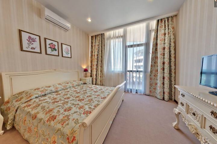Room 3 of 69