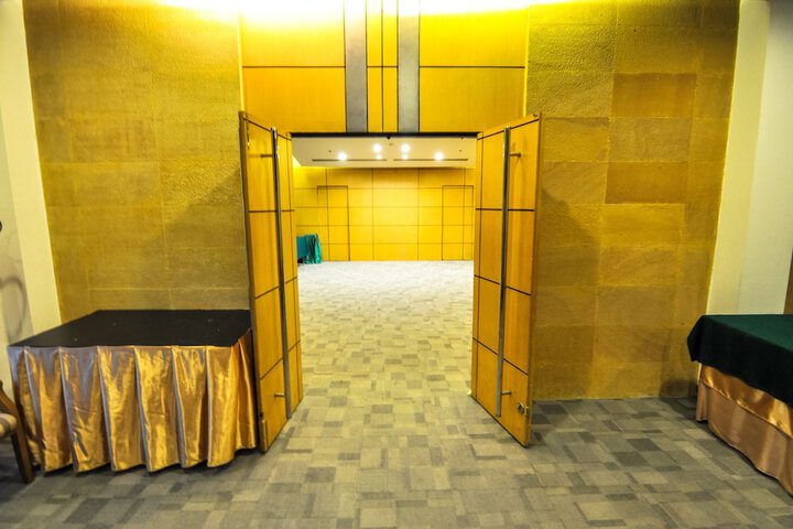 Hotel Interior 98 of 101
