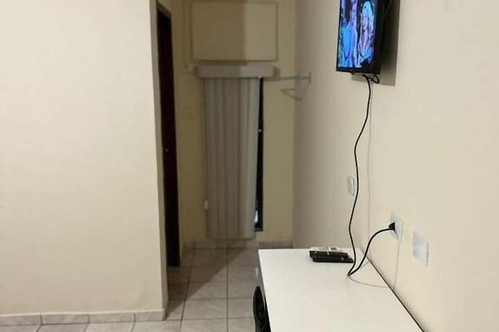 Room 4 of 5