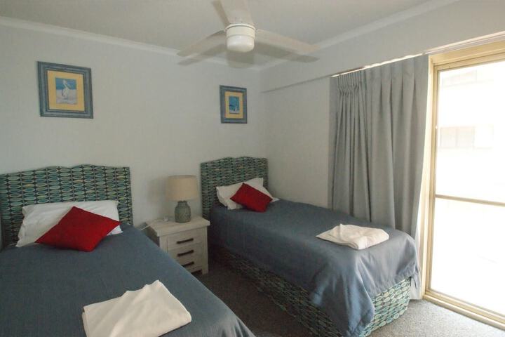 Room 10 of 41