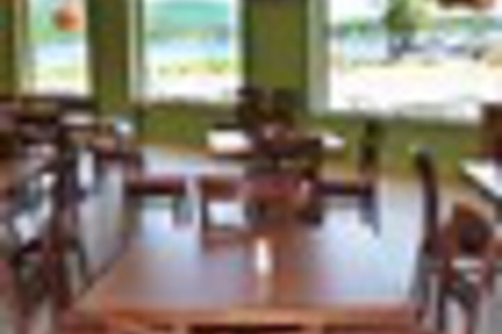 Dining 392 of 549