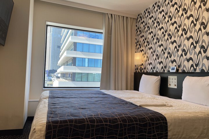 Room 15 of 115