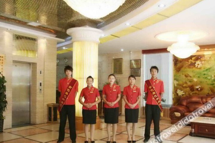 General 4 of 11