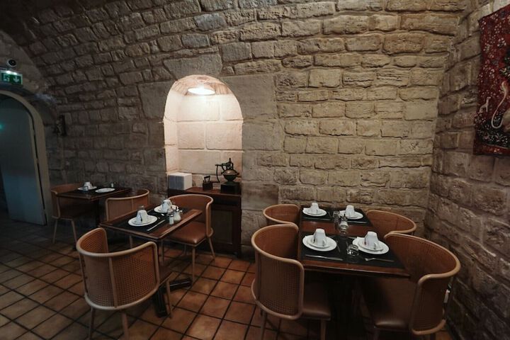 Breakfast/Coffee Service 34 of 48