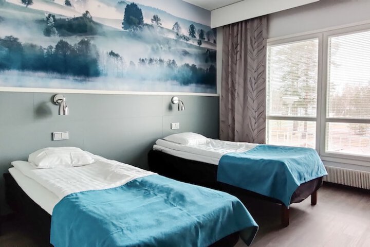 Room 8 of 44