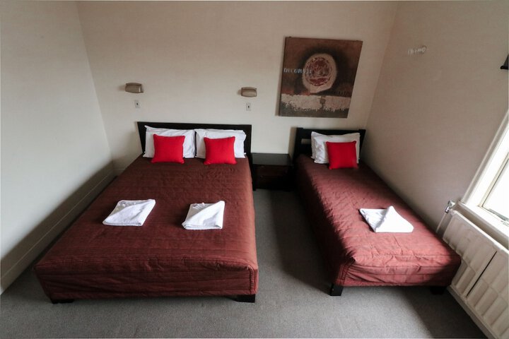 Room 5 of 51