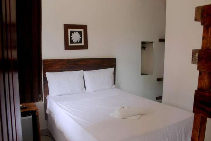 Room 3 of 38