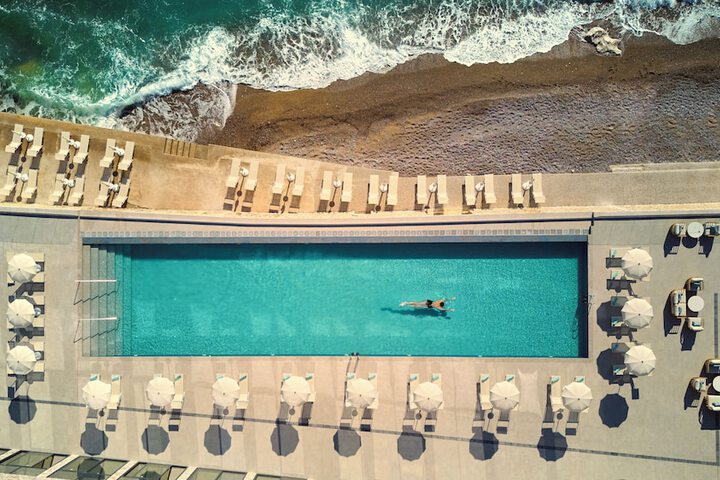 Pool 38 of 60