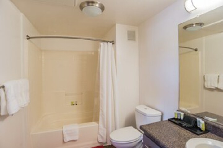 Room 14 of 187