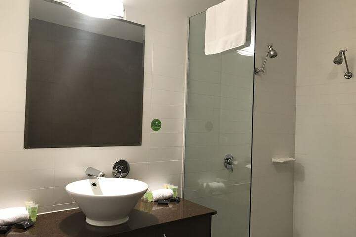 Room 21 of 31