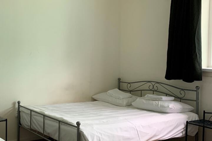 Room 15 of 42