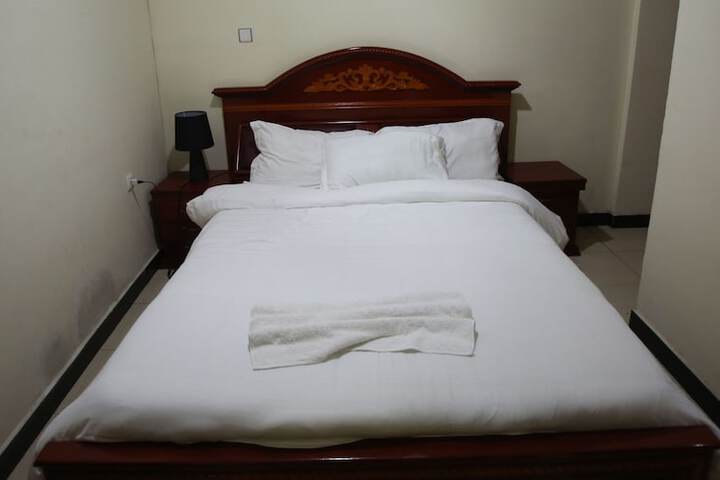 Room 2 of 13