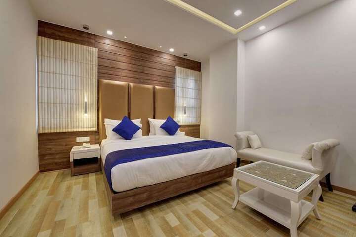 Room 5 of 41