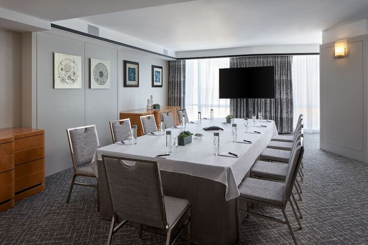 Meeting facility