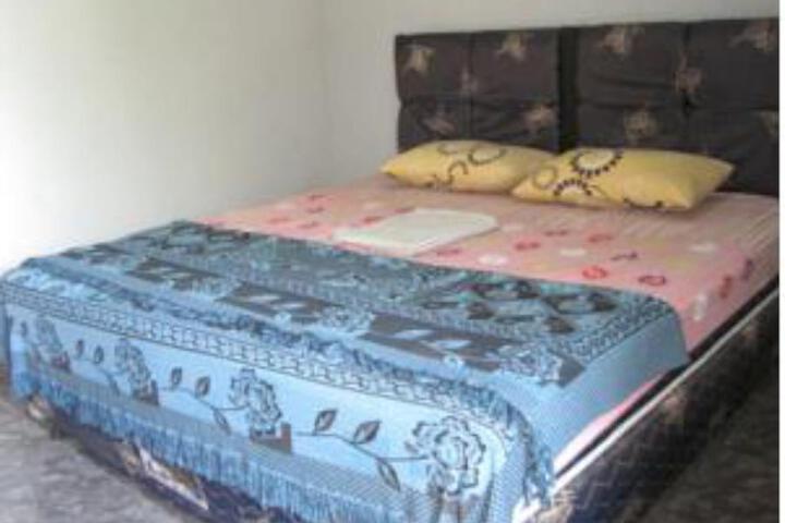 Room 3 of 5