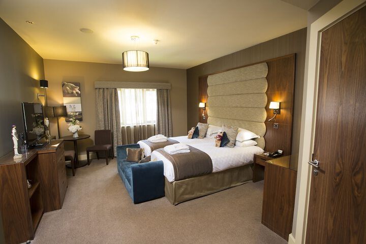Room 8 of 40