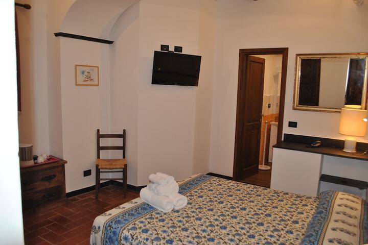 Room 4 of 56