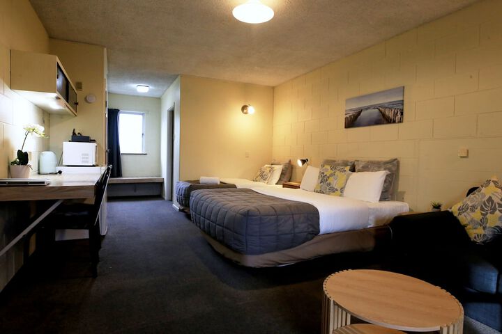 Room 36 of 75