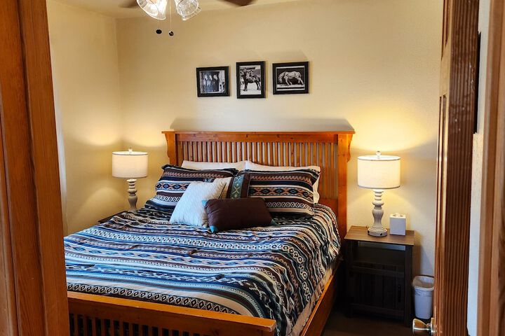 Room 33 of 288