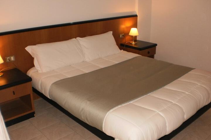 Room 5 of 23