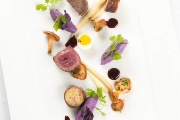 Dining 37 of 41
